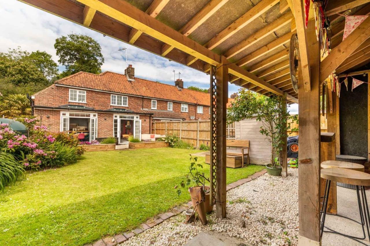 Host & Stay - Church Lane Cottage Filby Exterior foto